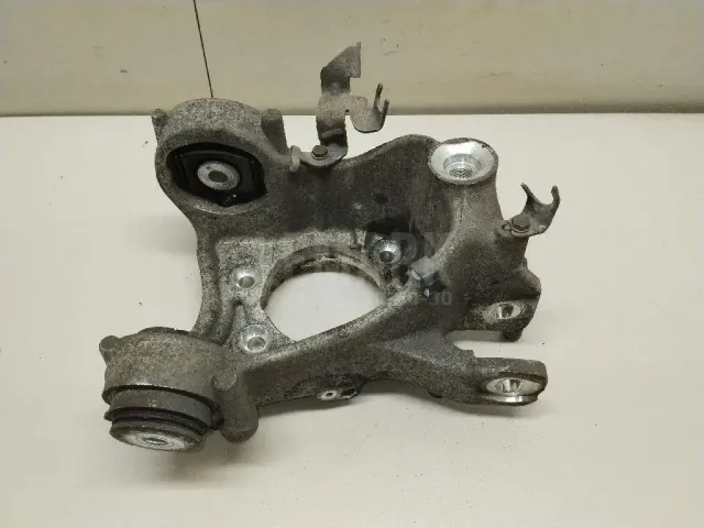 Кулак поворотный задний правый для  Ford Cougar 1998-2001