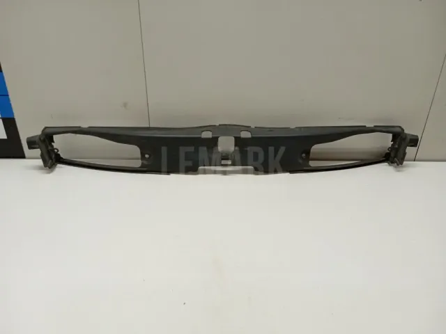 Воздуховод радиатора верхний для  Audi A6 [C6,4F] 2004-2011