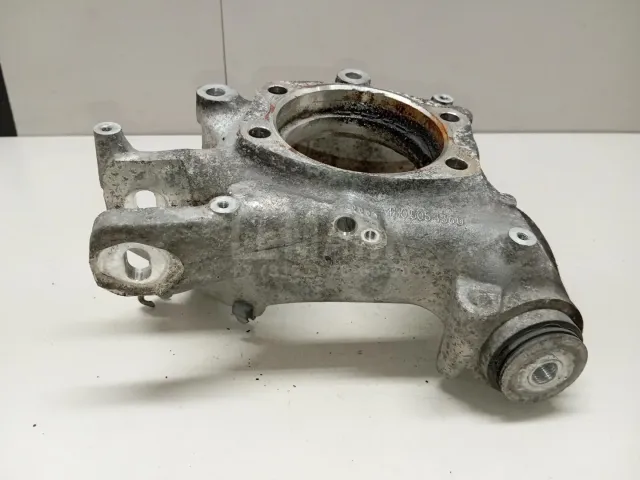 Кулак поворотный задний правый для  Audi 80/90 [B3] 1986-1991