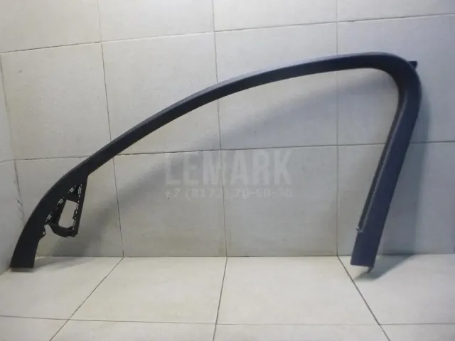 Накладка двери передней правой для  Ford Maverick 1993-1998