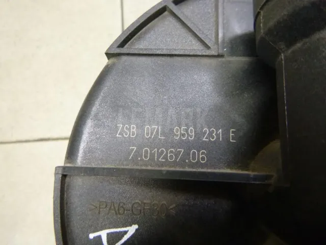 Насос воздушный для  Audi A4 [B8] 2007-2015