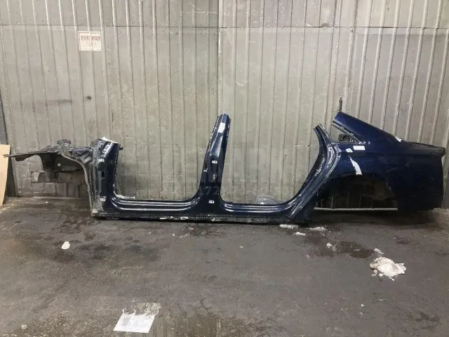 Кузовной элемент