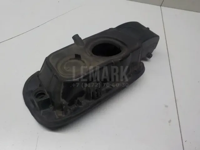 Ниша лючка бензобака для  Ford Mondeo V 2015-2022