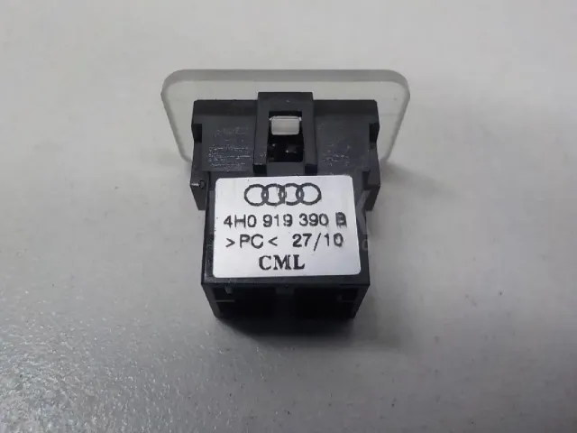Фонарь подсветки двери для  Audi A7 (4G8) 2011-2018