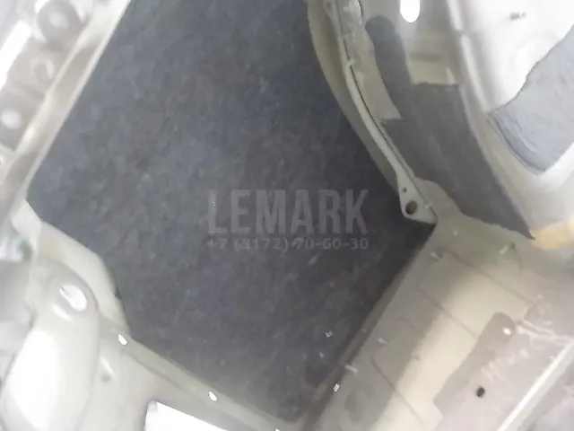 Крыло заднее левое для  Cadillac SRX 2003-2009