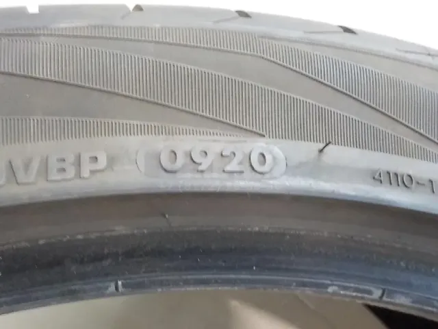 Шины к-кт для  BMW 3-serie E92/E93 2006-2012
