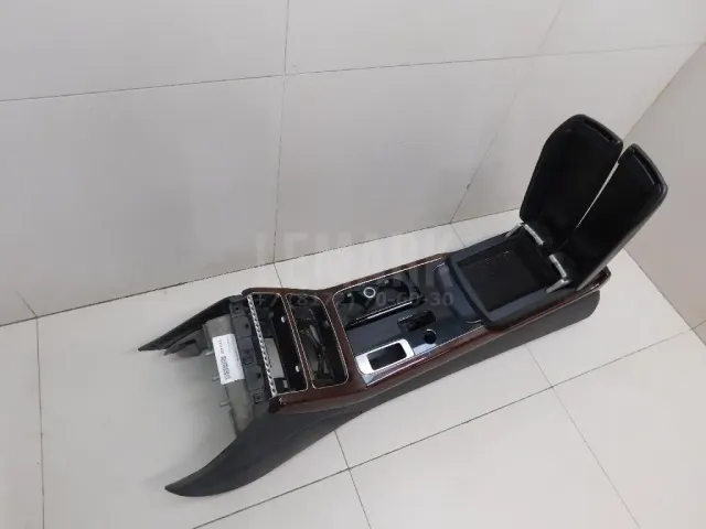 Подлокотник для  BAIC X55 2022