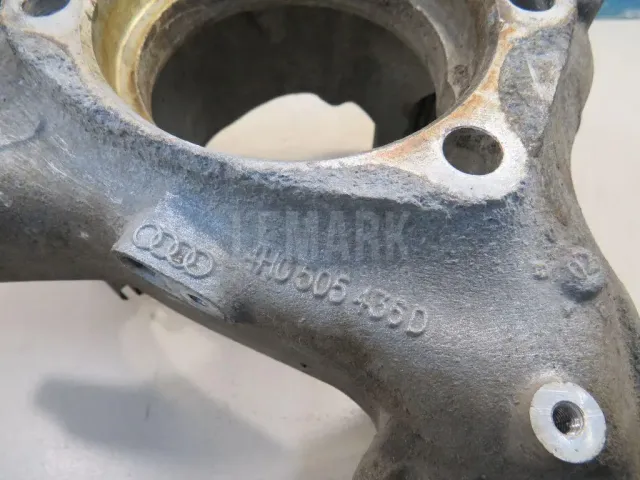 Кулак поворотный задний правый для  Audi Allroad quattro 2006-2012