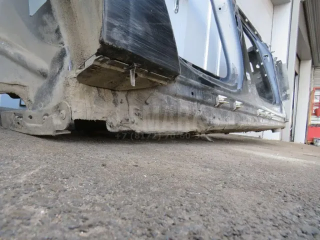 Кузовной элемент