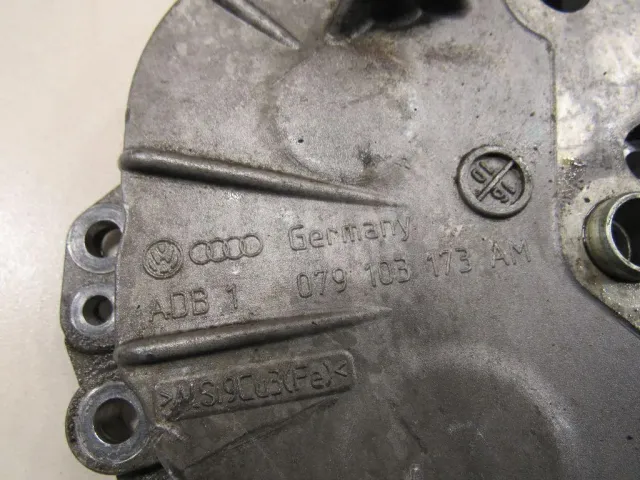 Крышка коленвала задняя для  Ford KA 2008-2016