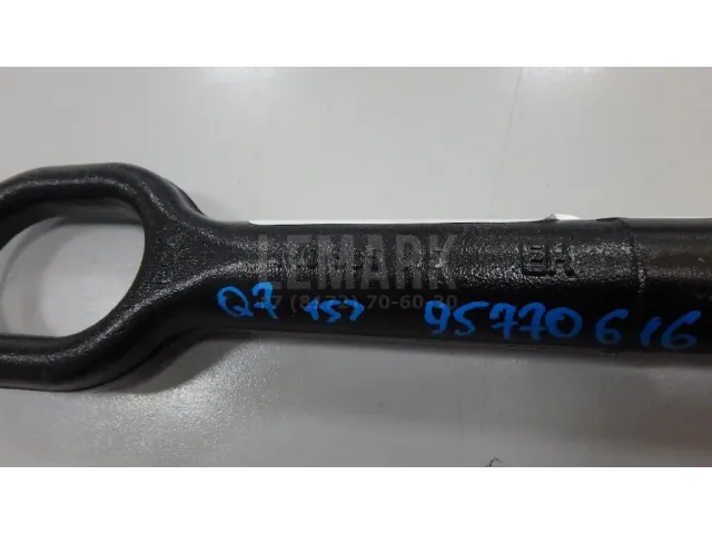 Крюк буксировочный для  Ford Focus II 2008-2011