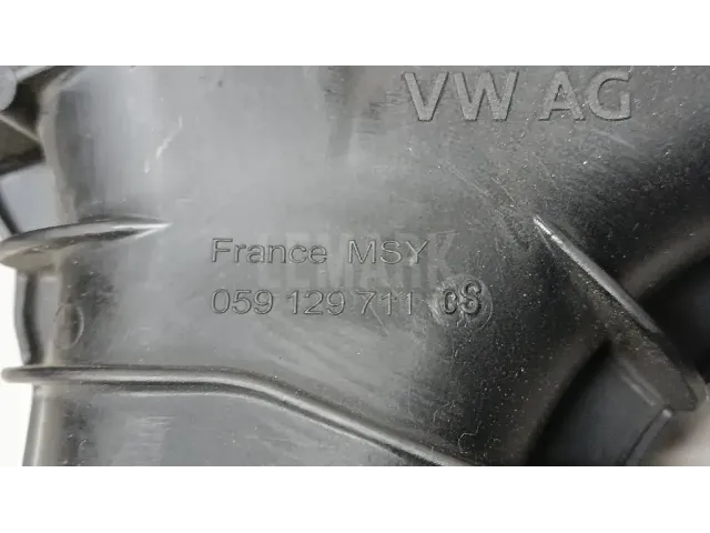 Коллектор впускной для  Audi A8 [4E] 2002-2010