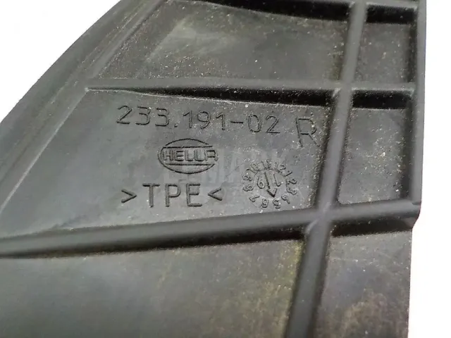 Уплотнитель фары для  Audi A4 [B7] 2005-2007
