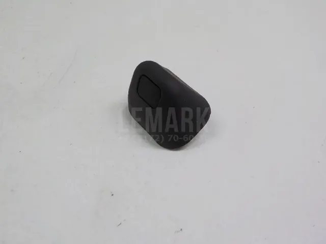 Отбойник крышки багажника для  Alfa Romeo 147 2001-2010