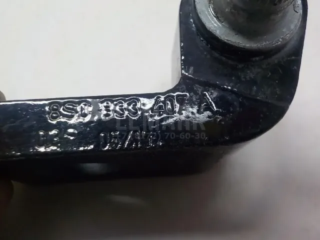 Петля двери для  Audi A6 [C6,4F] 2004-2011