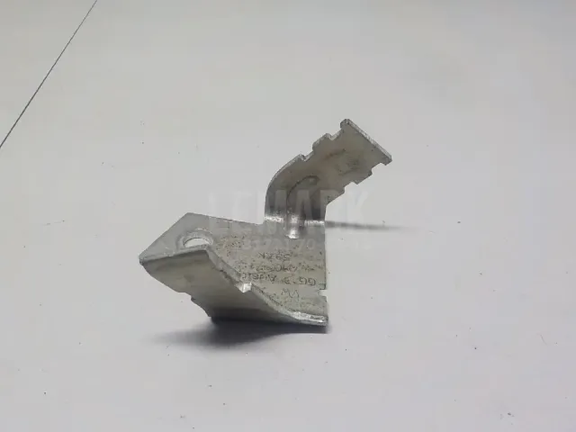 Кронштейн (сопут. товар)