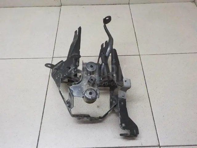 Кронштейн блока ABS (насос)
