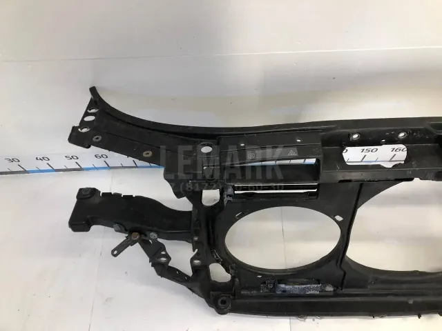 Панель передняя для  Ford Kuga 2008-2012