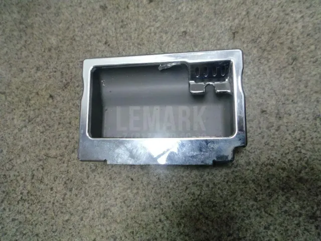 Пепельница передняя для  Ford Escape EUR 2007-2009
