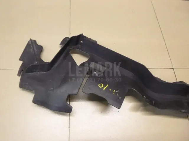 Воздуховод радиатора правый для  Ford Focus I 1998-2005