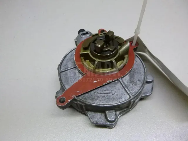 Насос вакуумный для  Audi 100/200 [43] 0-1983