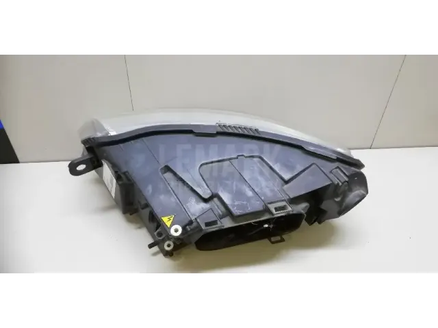 Фара правая для  Audi A3 [8PA] Sportback 2004-2013
