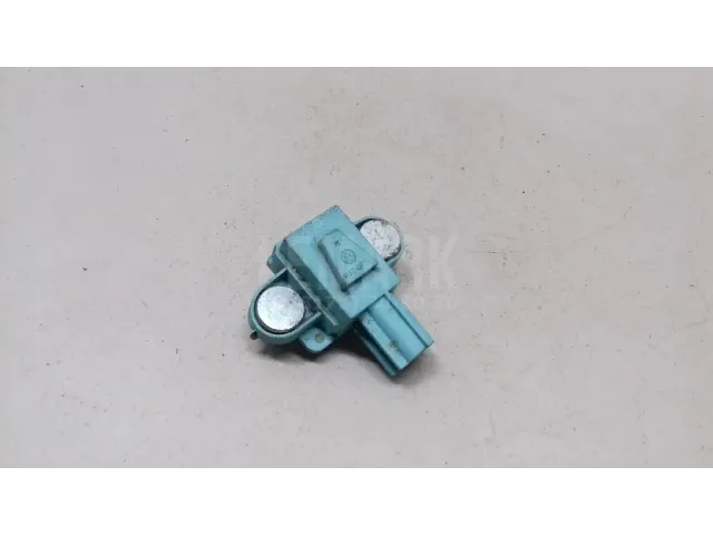 Датчик AIR BAG для  BMW 1-serie E82/E88 2007-2013