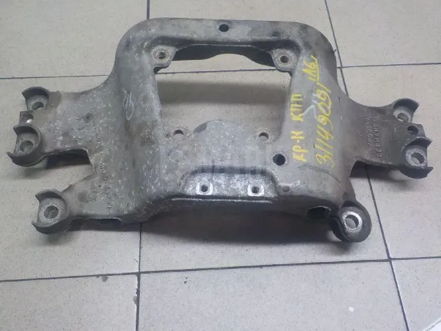 Кронштейн КПП для  Ford Mondeo V 2015-2022