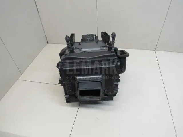 Корпус отопителя для  Audi A6 [C6,4F] 2004-2011