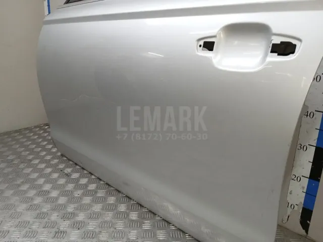 Дверь передняя левая для  Ford Kuga 2008-2012