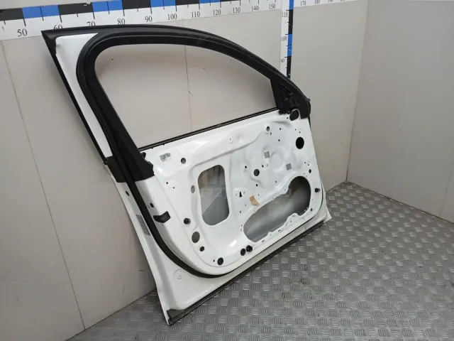 Дверь передняя левая для  BMW 5-serie G30/G31/F90 2017-2023
