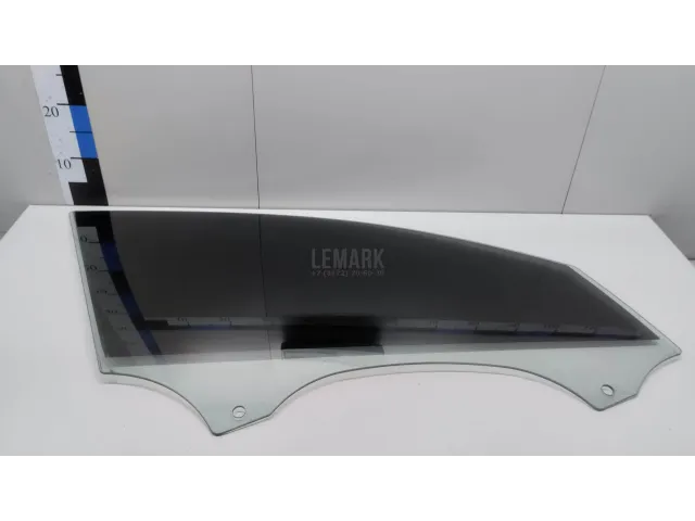 Стекло двери передней правой для  Ford Focus III 2011-2019