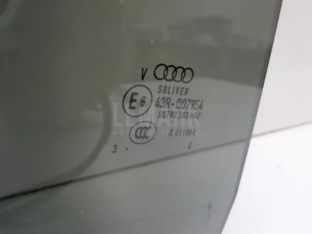 Стекло двери задней правой для  Ford Kuga 2008-2012