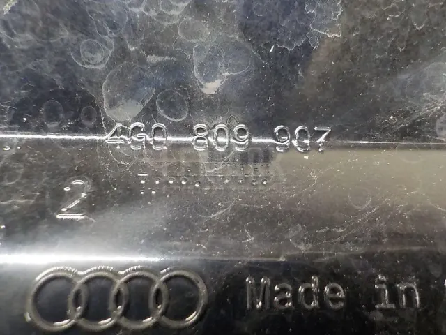 Лючок бензобака для  Audi Allroad quattro 2012-2019