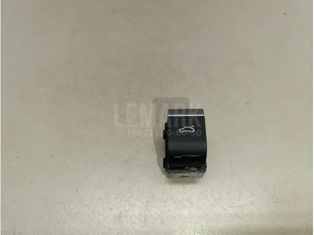 Кнопка открывания багажника для  Audi Q3 (8U) 2012-2018