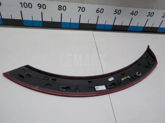 Накладка заднего крыла правого для  Citroen C5 2004-2008