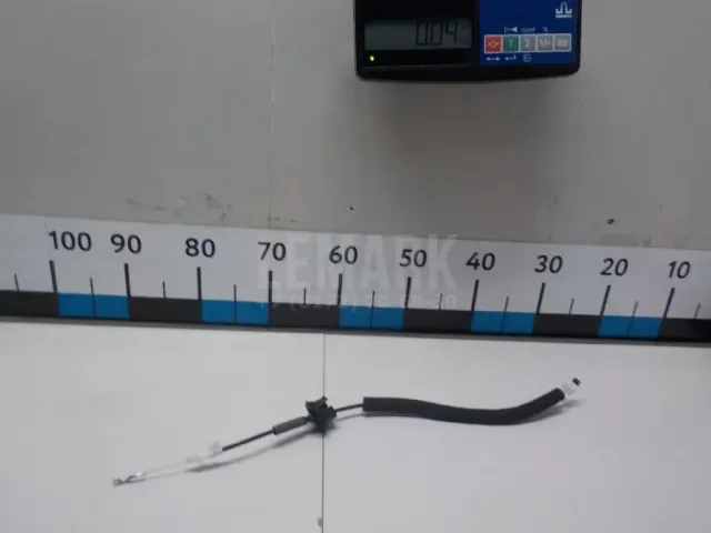 Трос открывания передней двери