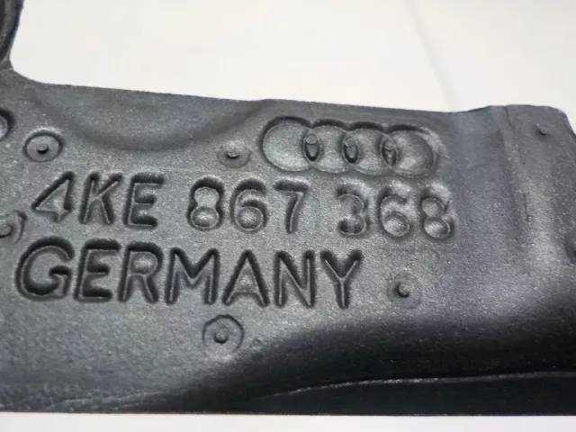 Уплотнитель (наружный) для  BMW 7-serie G11/G12 2015-2022