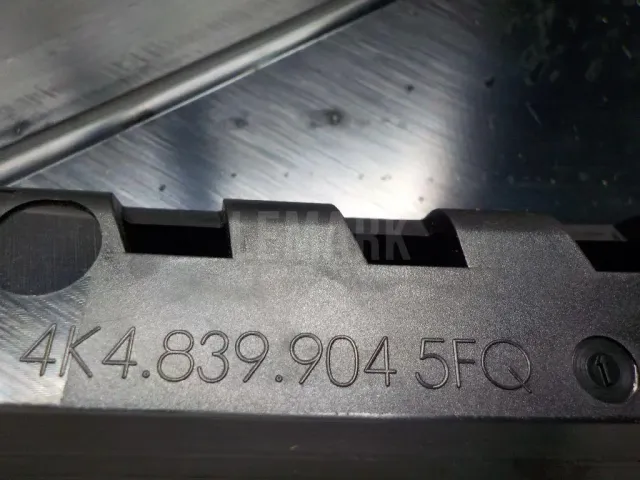 Накладка двери задней правой для  BMW 2-serie F22/F23/F87 2013-2020