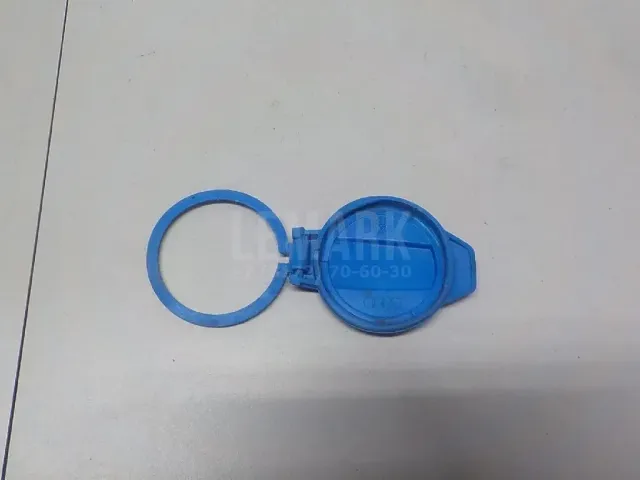 Крышка бачка омывателя