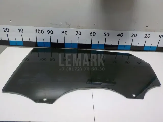 Стекло двери задней левой