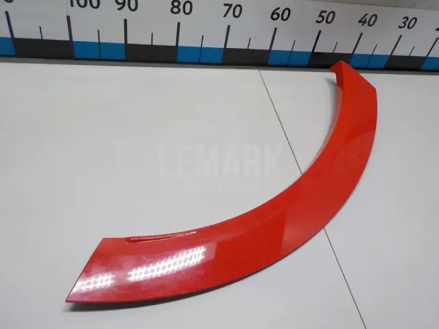 Накладка заднего крыла левого