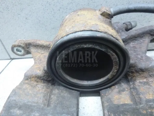 Суппорт тормозной передний правый для  Ford Maverick 1993-1998