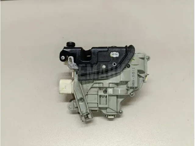 Замок двери задней левой для  Chevrolet Express 2002