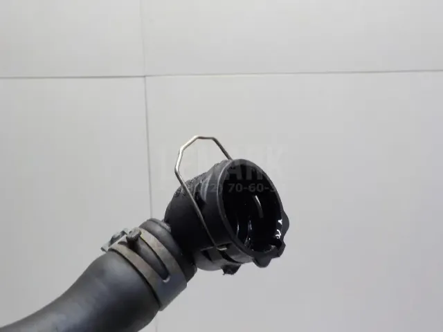 Шланг системы охлаждения