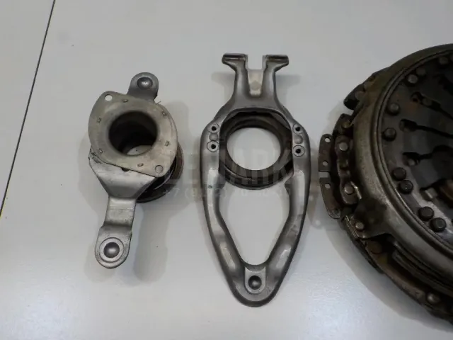 К-кт сцепления (двухдисковое) для  BMW 4-serie F32/F33/F82 2012-2020