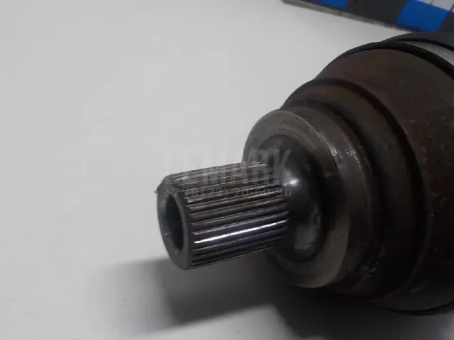 Полуось передняя левая для  Chevrolet HHR 2005-2011