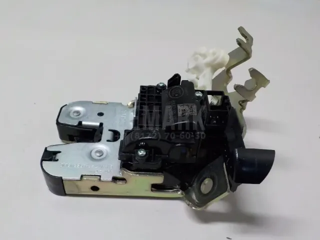 Замок багажника для  BMW X1 F48 2014-2022