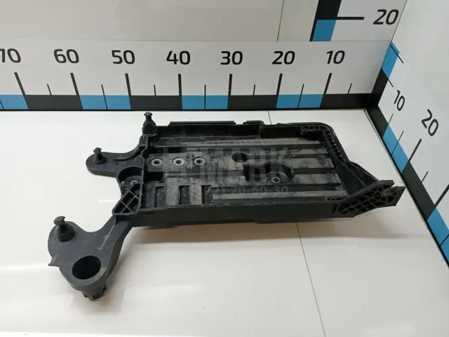 Крепление АКБ (корпус/подставка) для  BMW X5 F15/F85 2013-2018