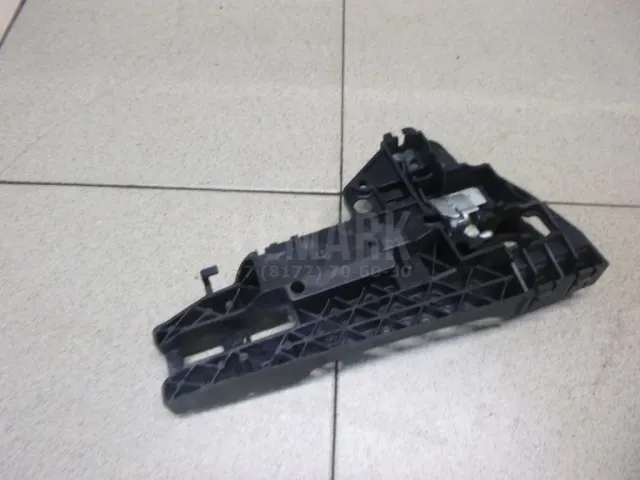 Кронштейн ручки для  Ford Kuga 2008-2012